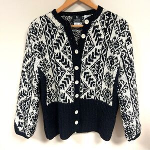 - Woolies black/cream patterned thick knit cardigan Sz M